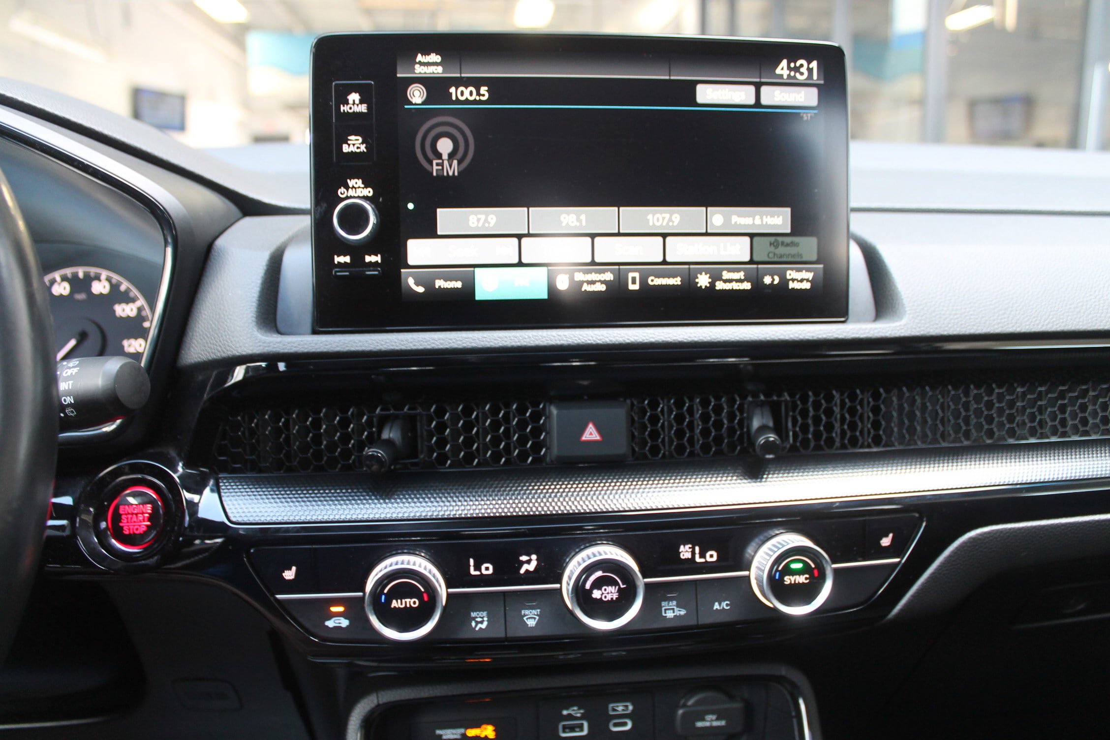 Used 2023 Honda CR-V EX-L image 11