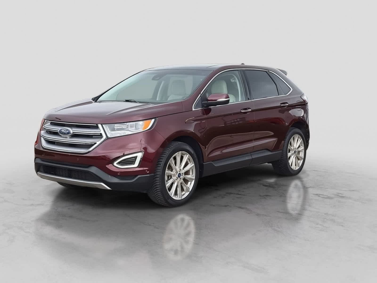 Used 2017 Ford Edge Titanium w/ Equipment Group 302A AWD/4WD image 4
