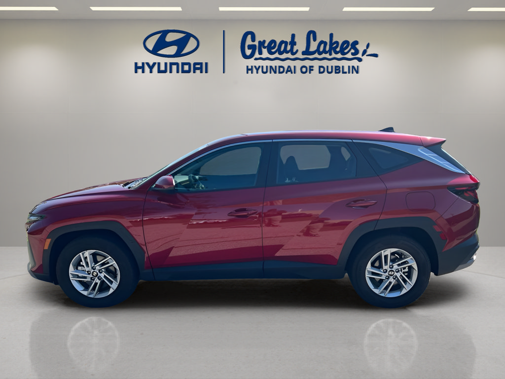 Certified 2026 Hyundai Tucson SE FWD image 2