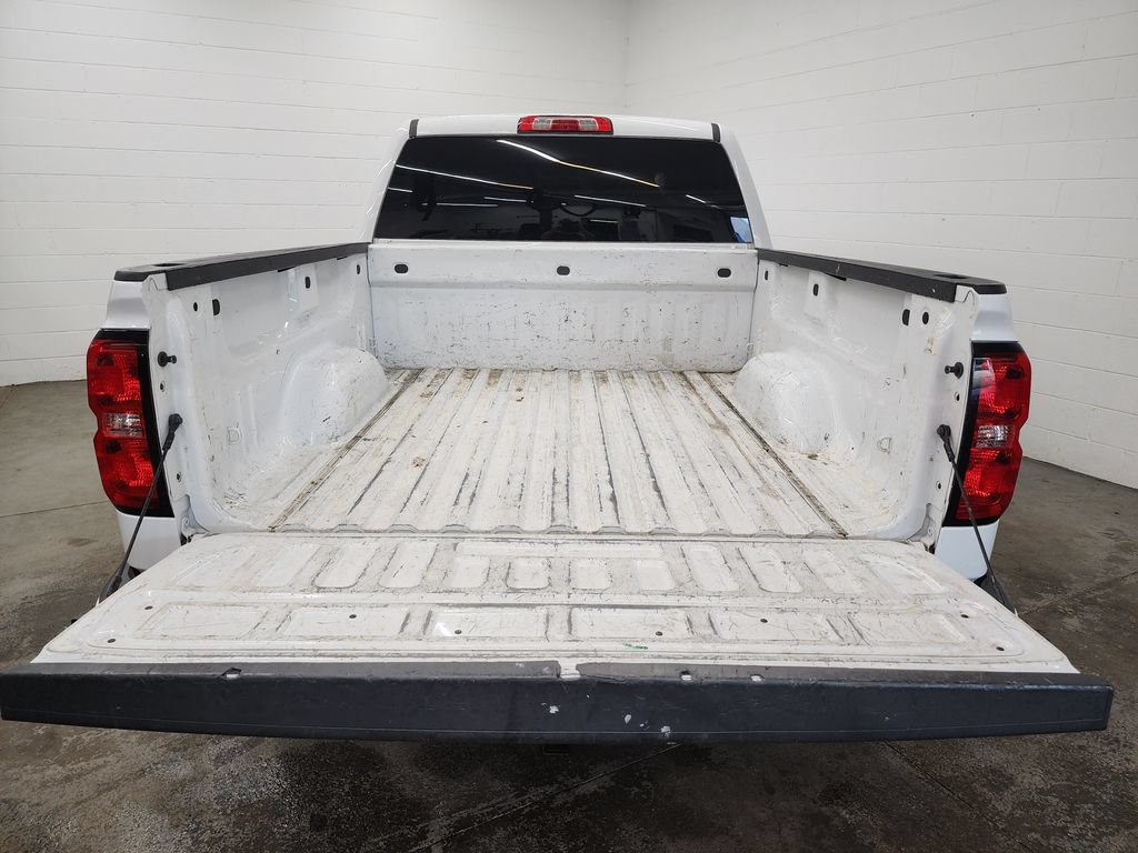 Used 2018 Chevrolet Silverado 1500 Custom w/ Custom Value Package AWD/4WD image 26
