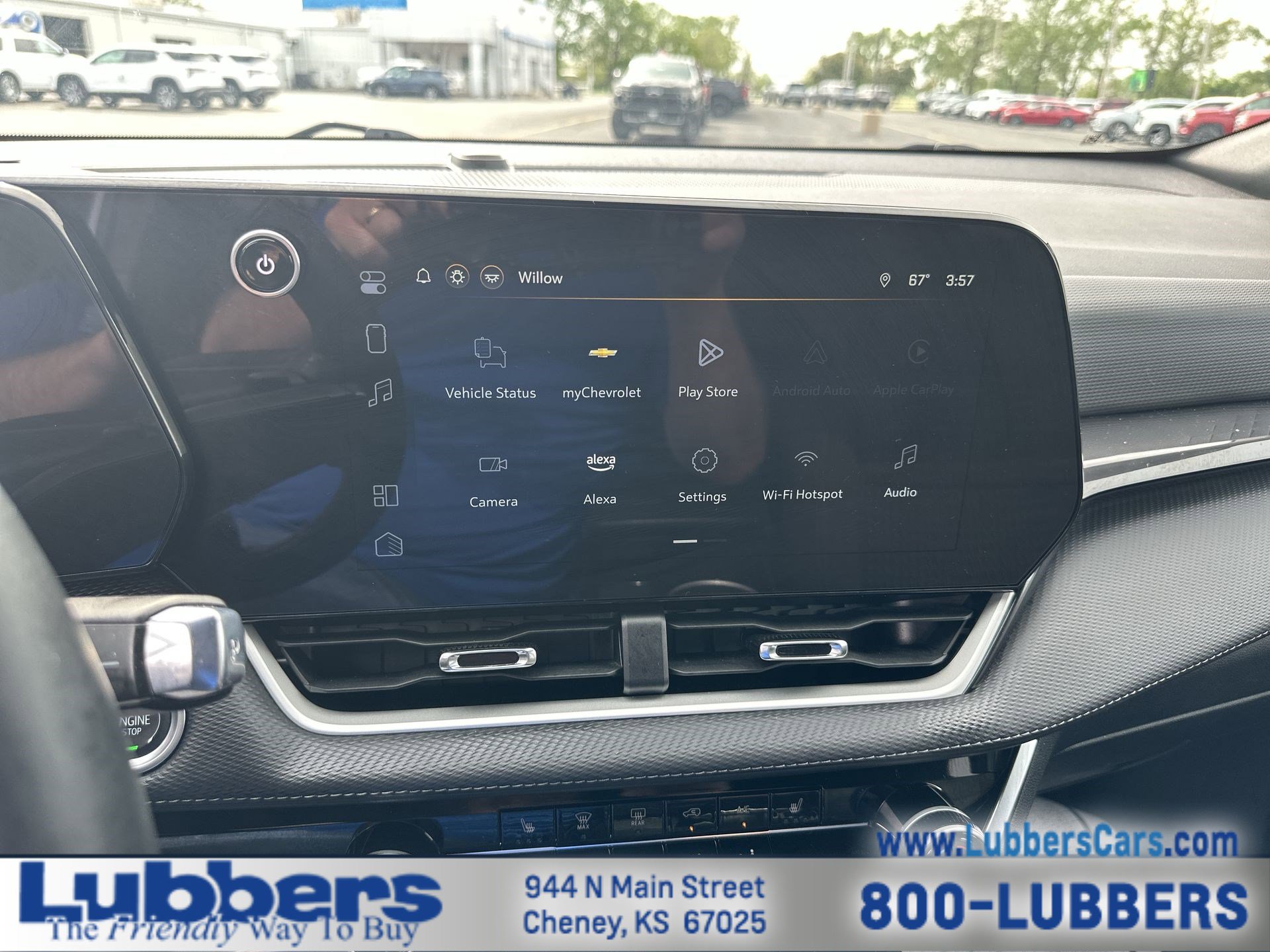 Used 2025 Chevrolet Equinox LT AWD/4WD image 15
