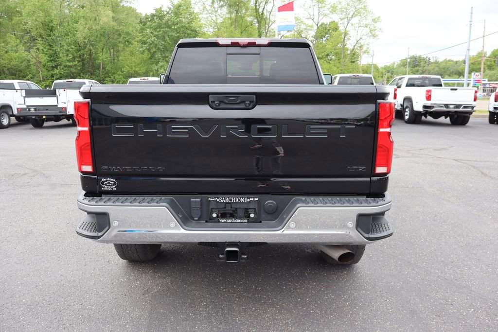 Used 2024 Chevrolet Silverado 2500 LTZ w/ LTZ Convenience Package AWD/4WD image 30