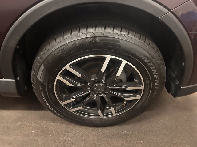 Used 2018 Toyota RAV4 LE w/ All Weather Liner Package AWD/4WD image 12