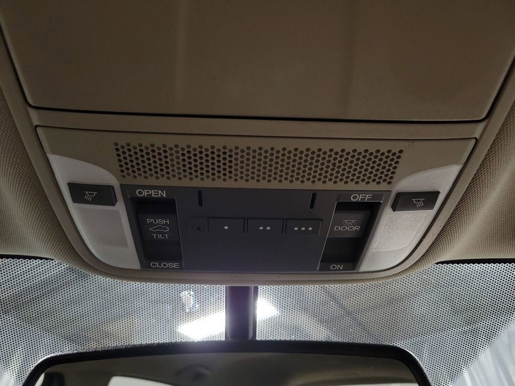 Used 2018 Acura RDX AWD image 23