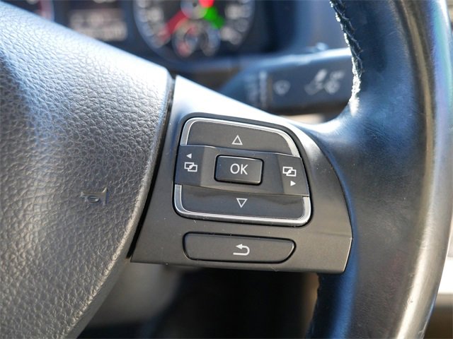 Used 2014 Volkswagen Eos Executive image 26