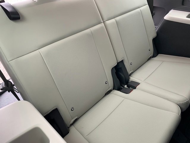 Certified 2025 Hyundai Santa Fe SEL w/ Tow & Go Package image 16