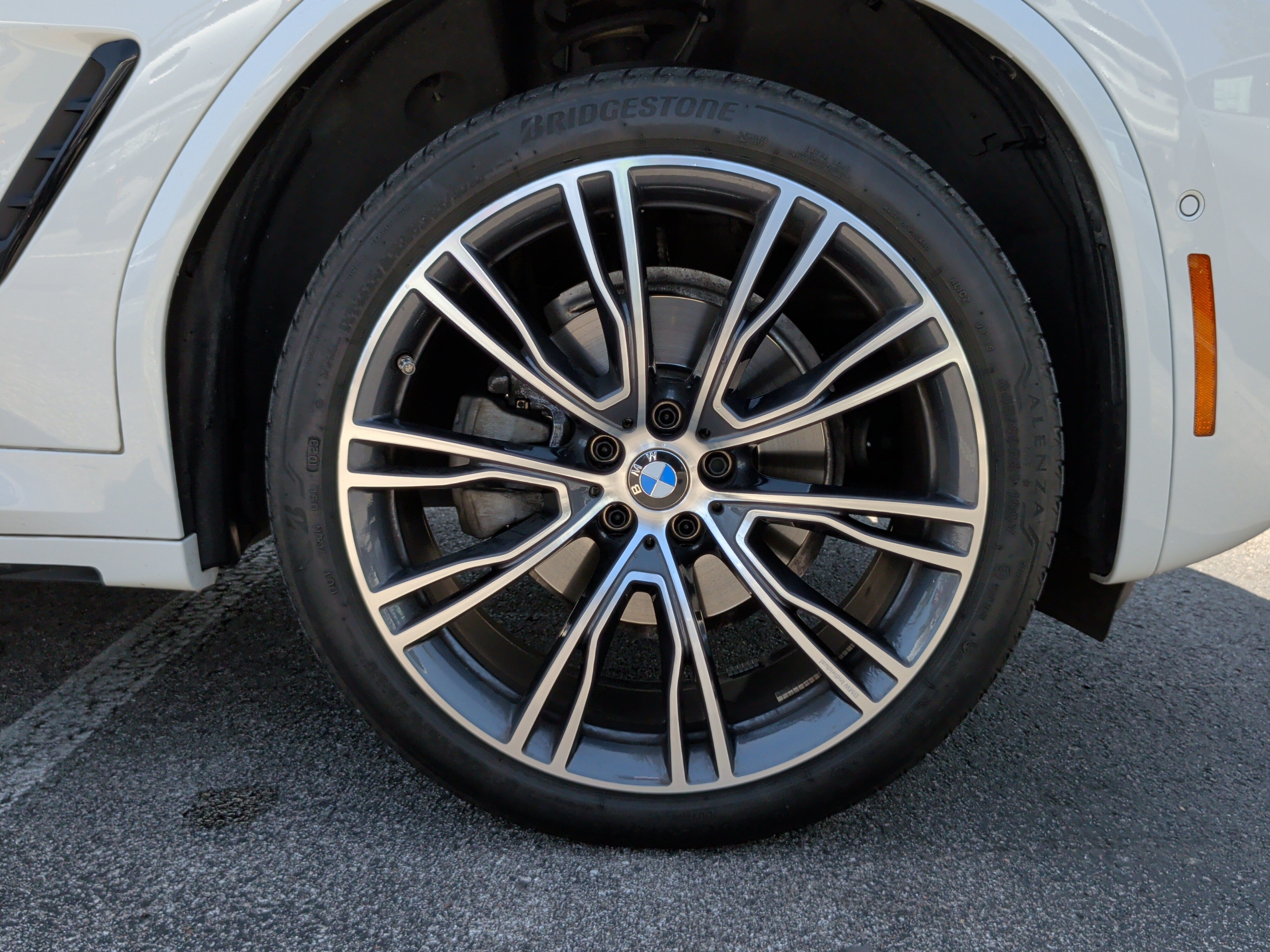 Used 2024 BMW X3 xDrive30i w/ Premium Package AWD/4WD image 14