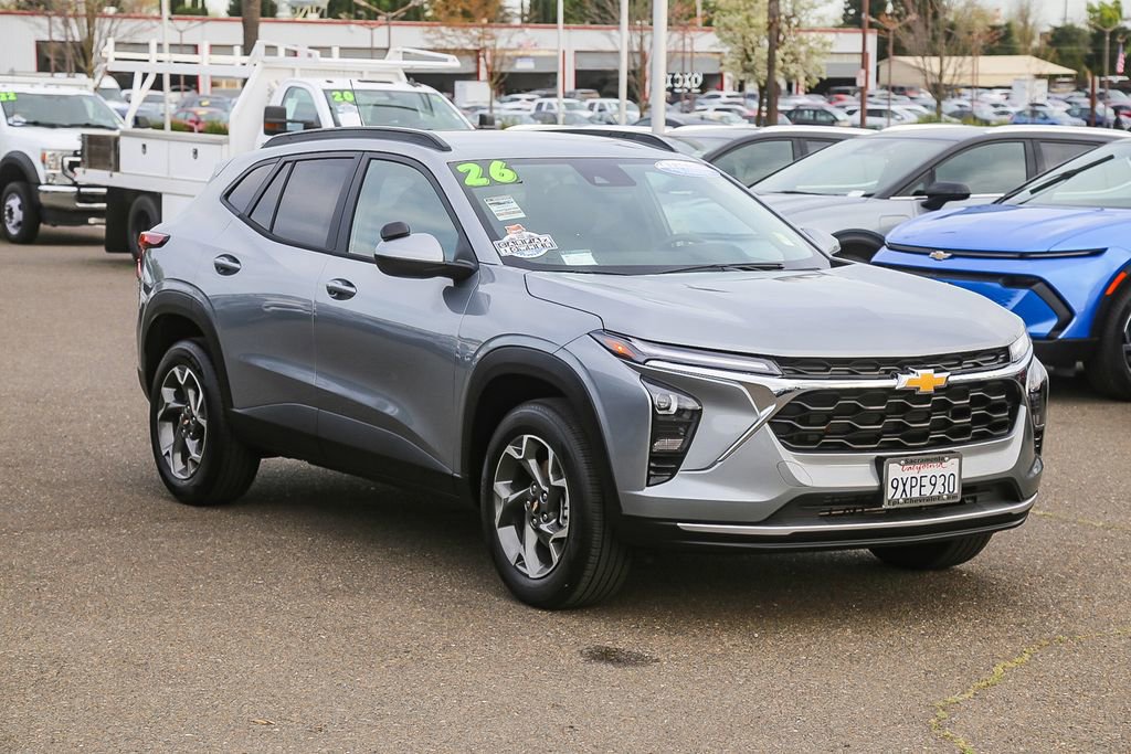 Certified 2026 Chevrolet Trax LT w/ Driver Confidence Package image 5