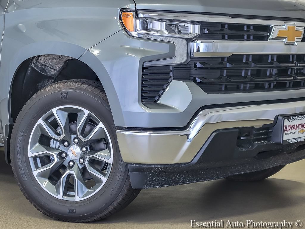 New 2026 Chevrolet Silverado 1500 LT AWD/4WD video 3