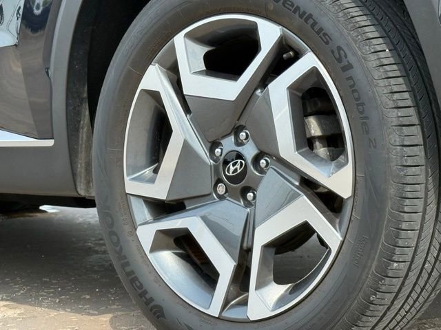 Used 2024 Hyundai Palisade SEL w/ Premium Package FWD image 12