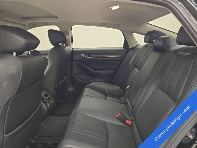 Used 2022 Honda Accord Touring image 16
