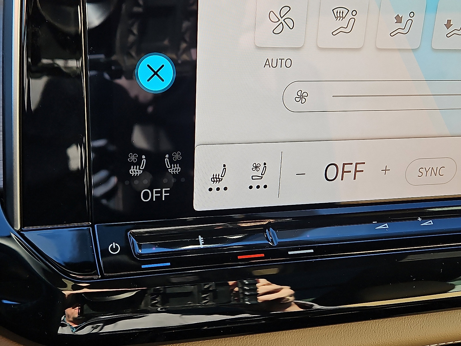 New 2026 Volkswagen Atlas Cross Sport SE image 17