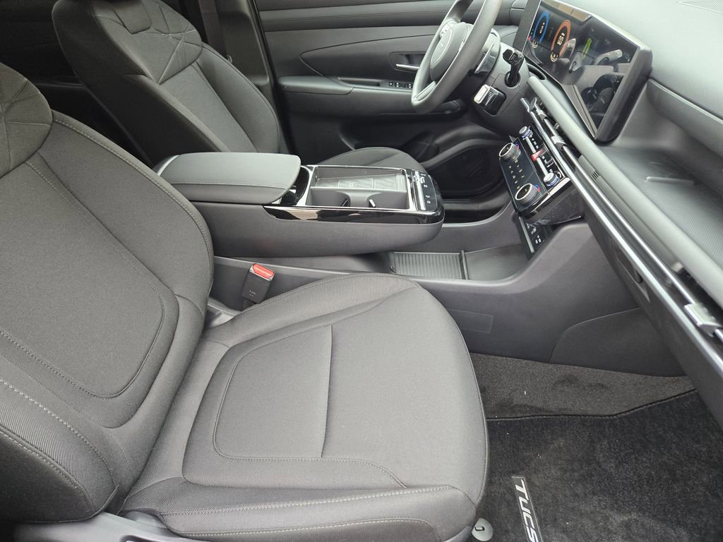 Used 2025 Hyundai Tucson Blue image 11