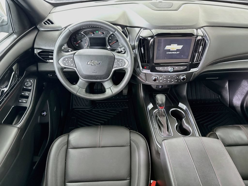 Used 2023 Chevrolet Traverse RS AWD/4WD image 3
