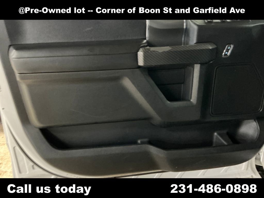 Used 2017 Ford F150 XLT w/ Equipment Group 302A Luxury AWD/4WD image 15