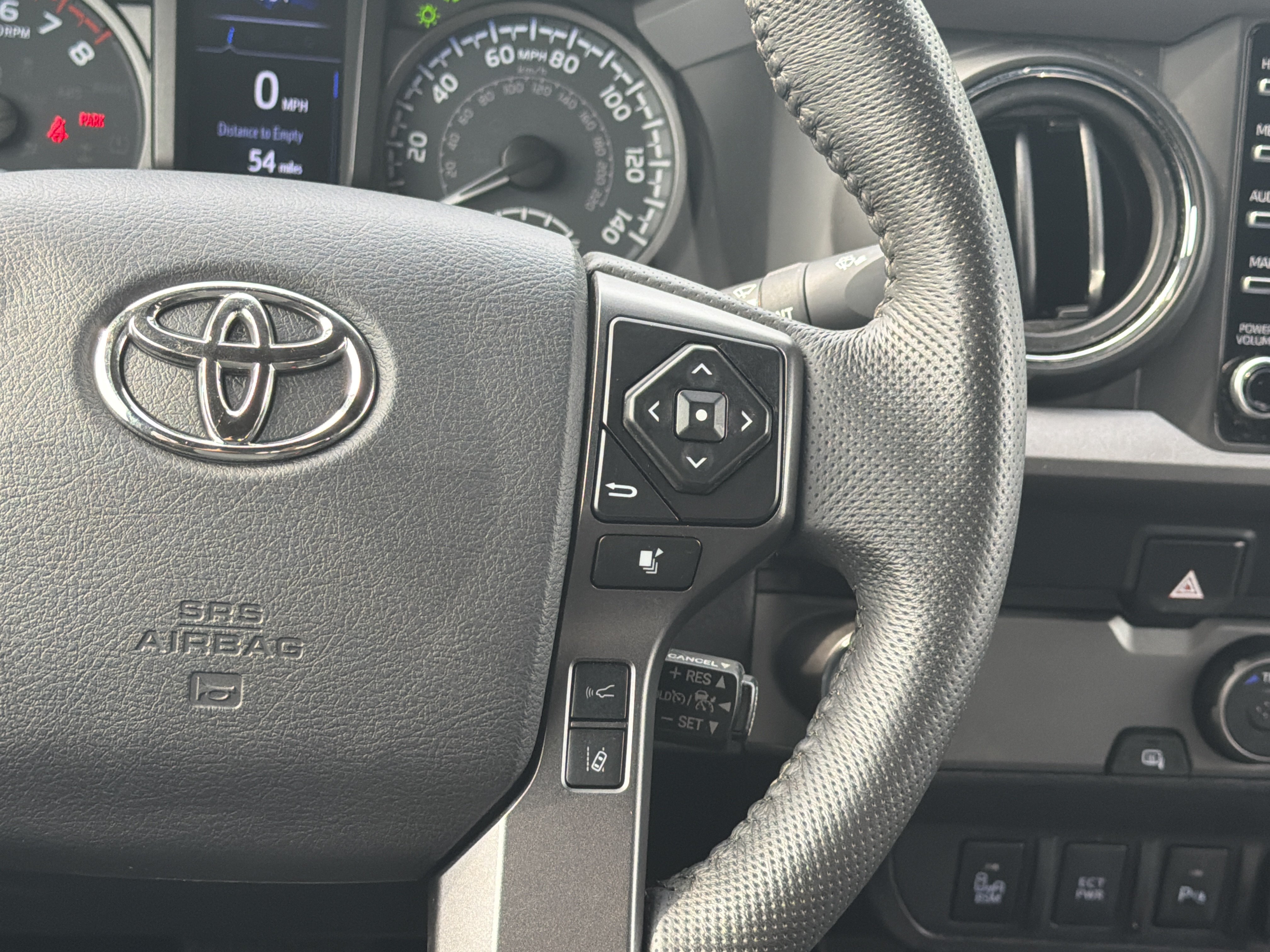 Used 2022 Toyota Tacoma TRD Off-Road w/ Technology Package RWD image 19