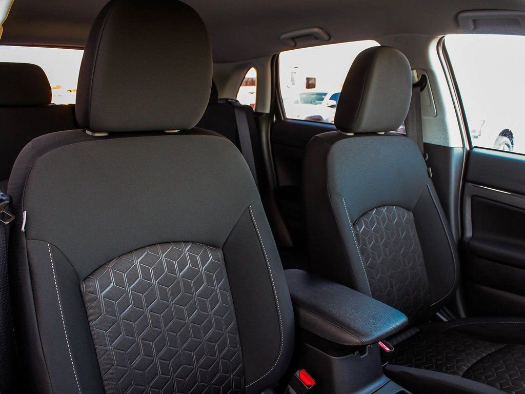 New 2025 Mitsubishi Outlander Sport ES AWD/4WD image 40