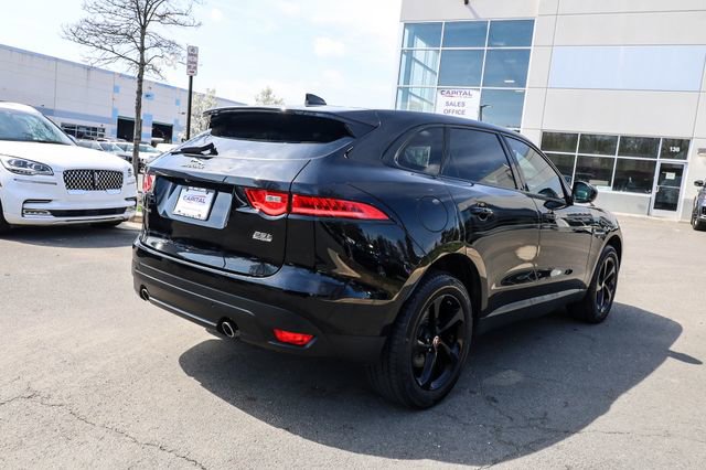 Used 2020 Jaguar F-PACE Premium image 17