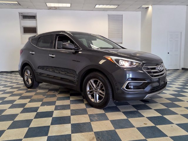 Used 2017 Hyundai Santa Fe Sport FWD image 1
