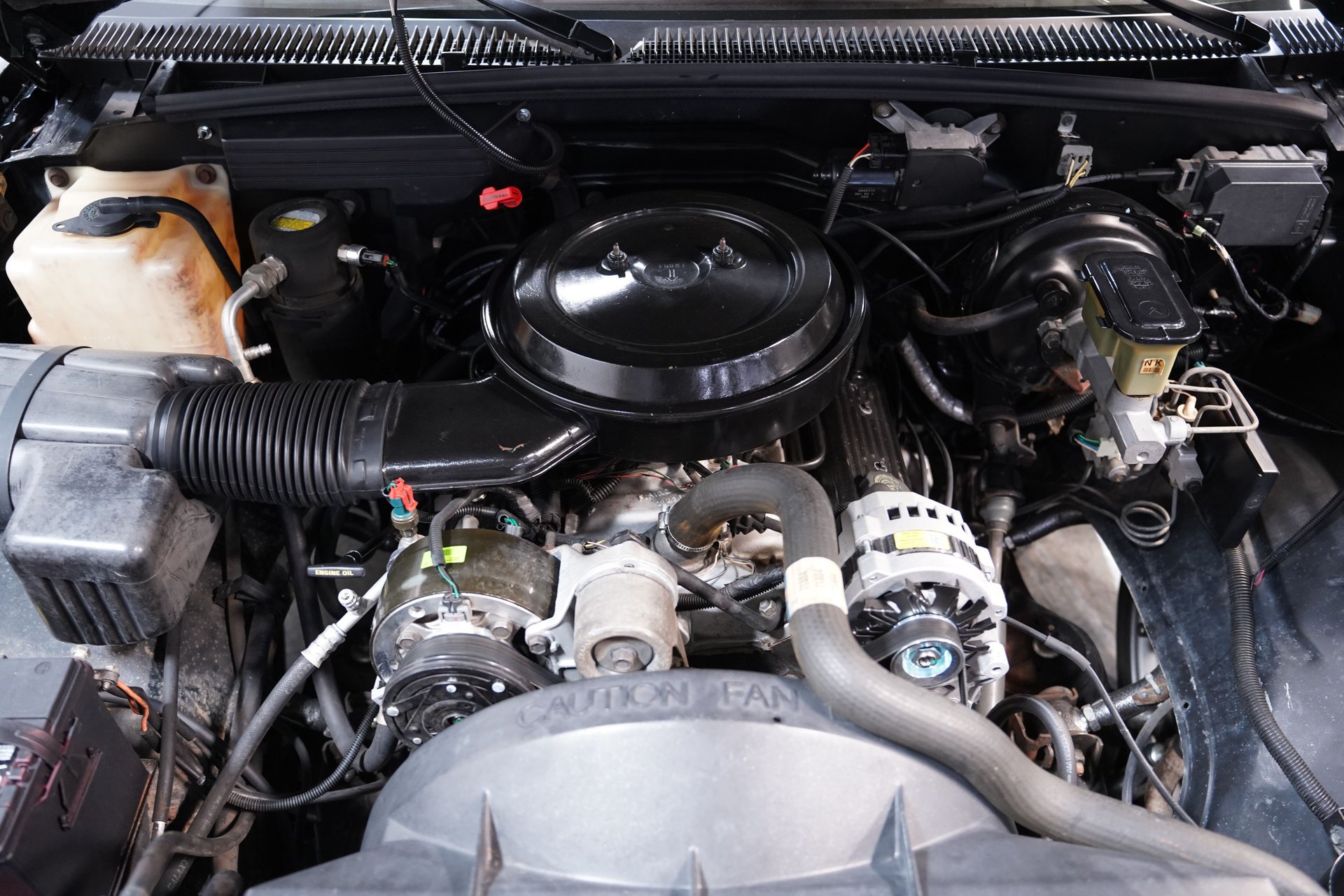 Used 1994 Chevrolet Silverado 1500 2WD Regular Cab image 3