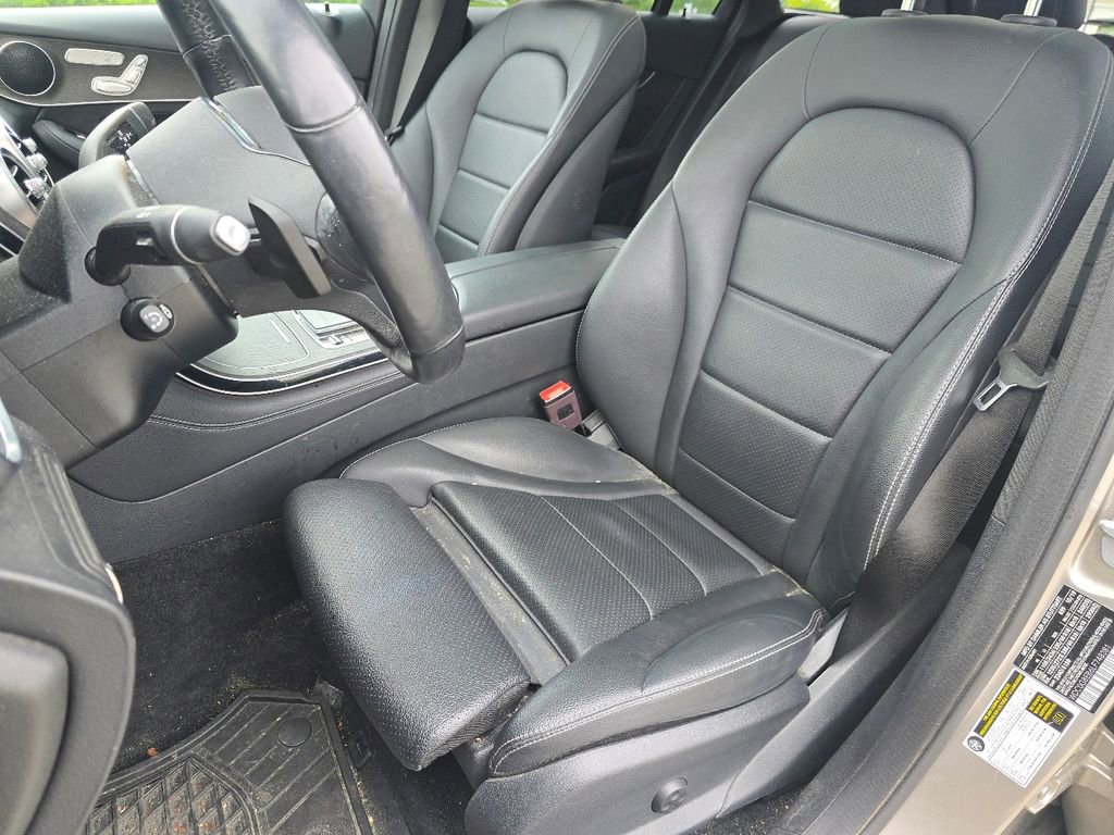 Certified 2020 Mercedes-Benz GLC 300 4MATIC image 25