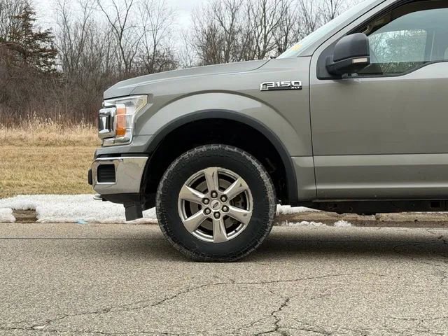 Used 2019 Ford F150 XLT w/ Equipment Group 302A Luxury AWD/4WD image 17