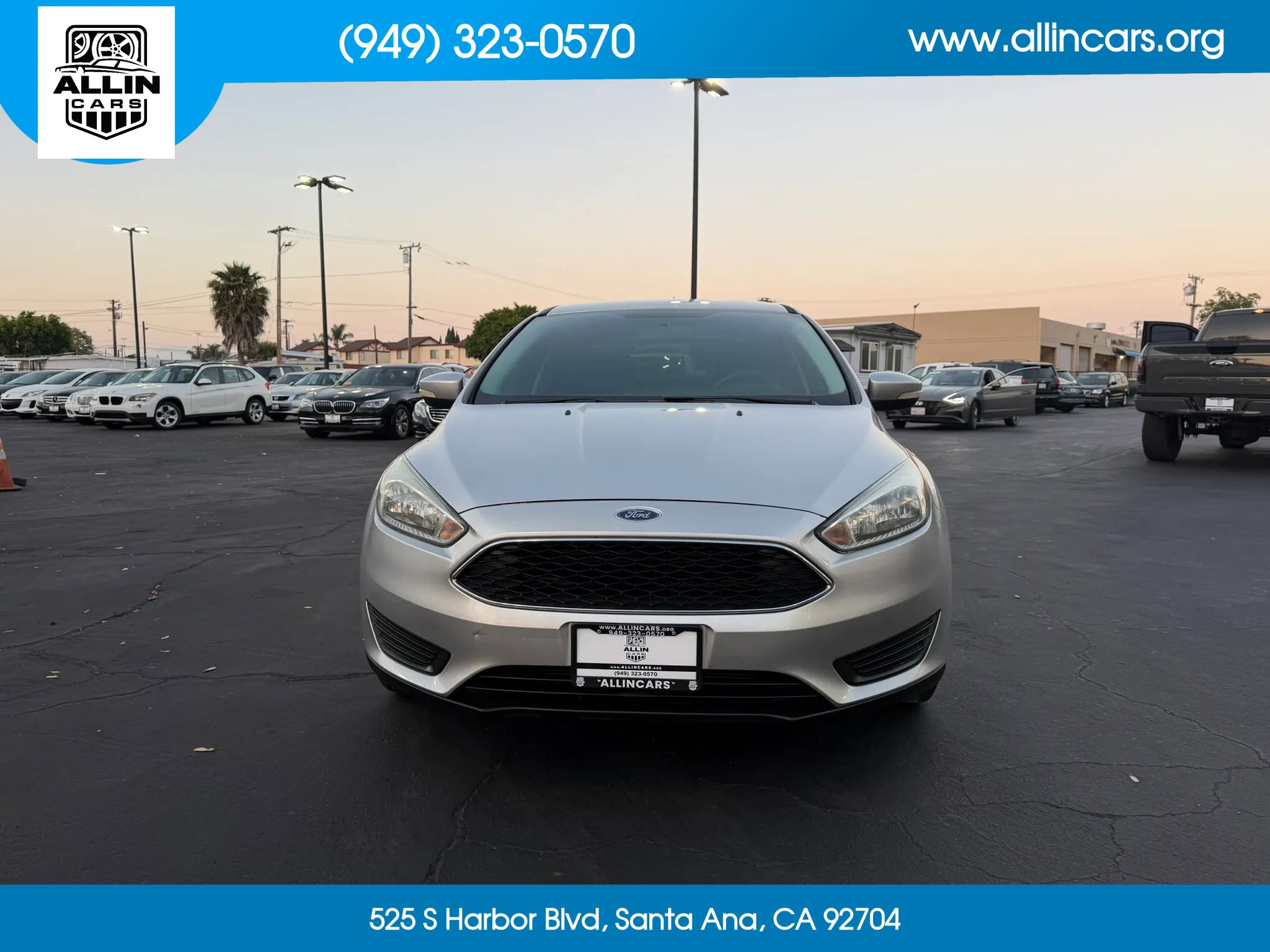 Used 2017 Ford Focus SE image 2
