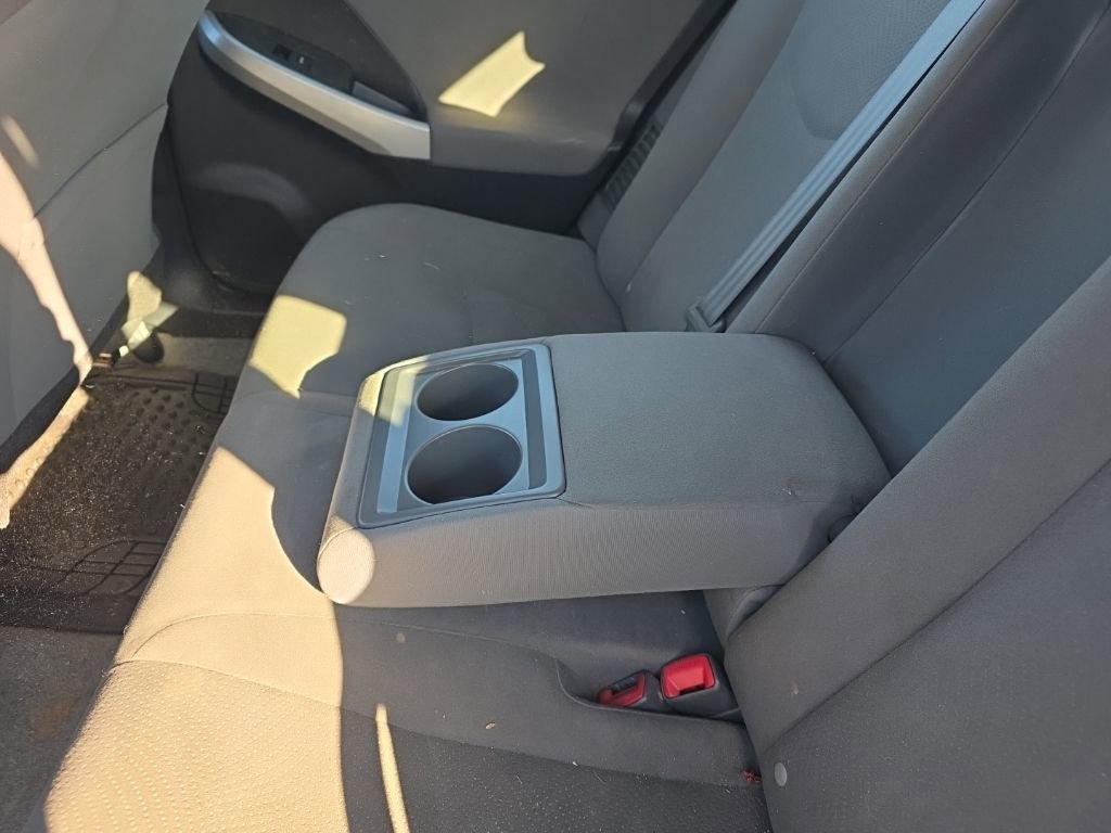 Used 2014 Toyota Prius Four image 16