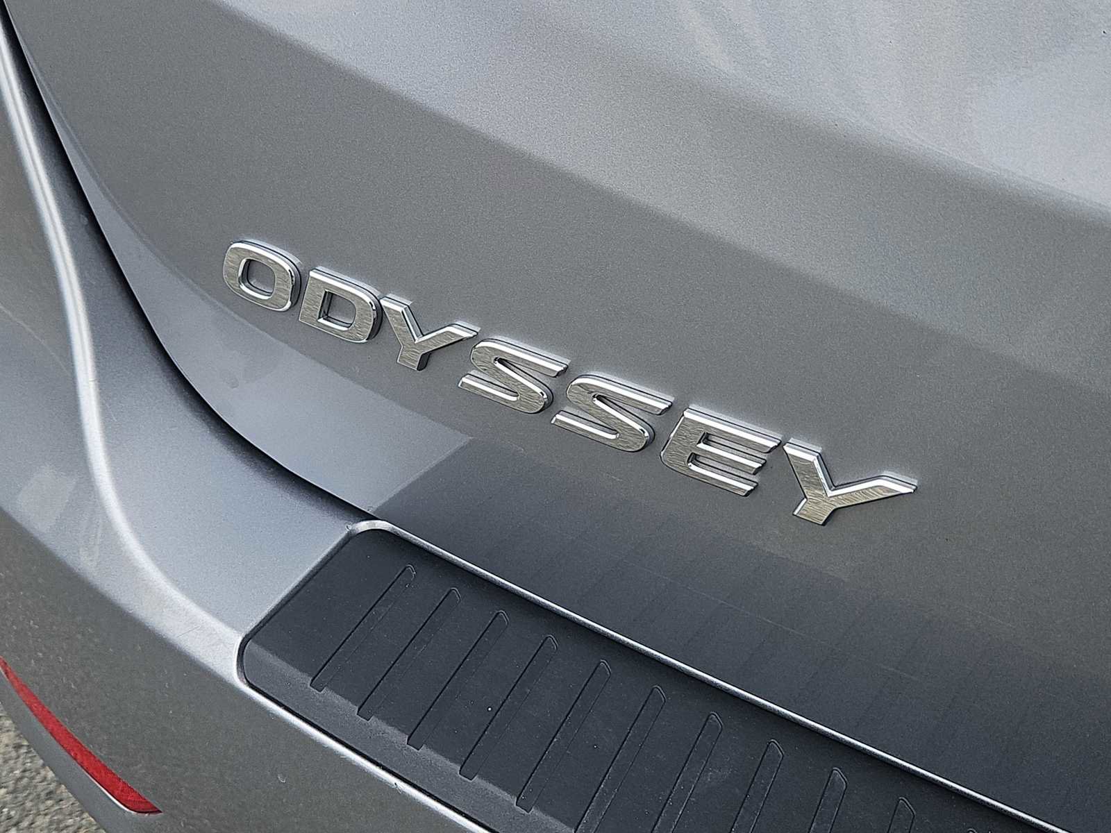 Used 2024 Honda Odyssey EX-L image 11