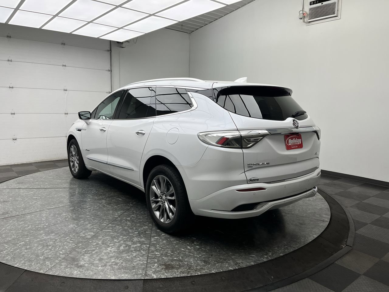 Certified 2024 Buick Enclave Avenir w/ Trailering Package, 5000 lbs. AWD/4WD image 2