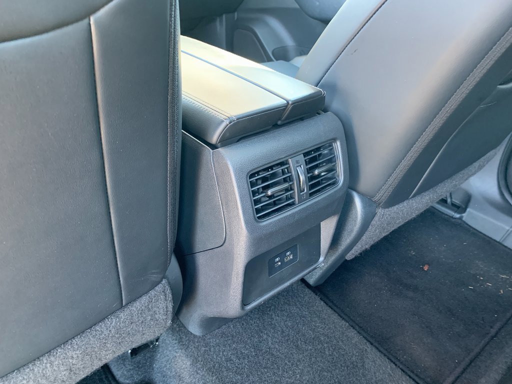 Used 2023 Nissan Rogue SV w/ SV Premium B Package image 27