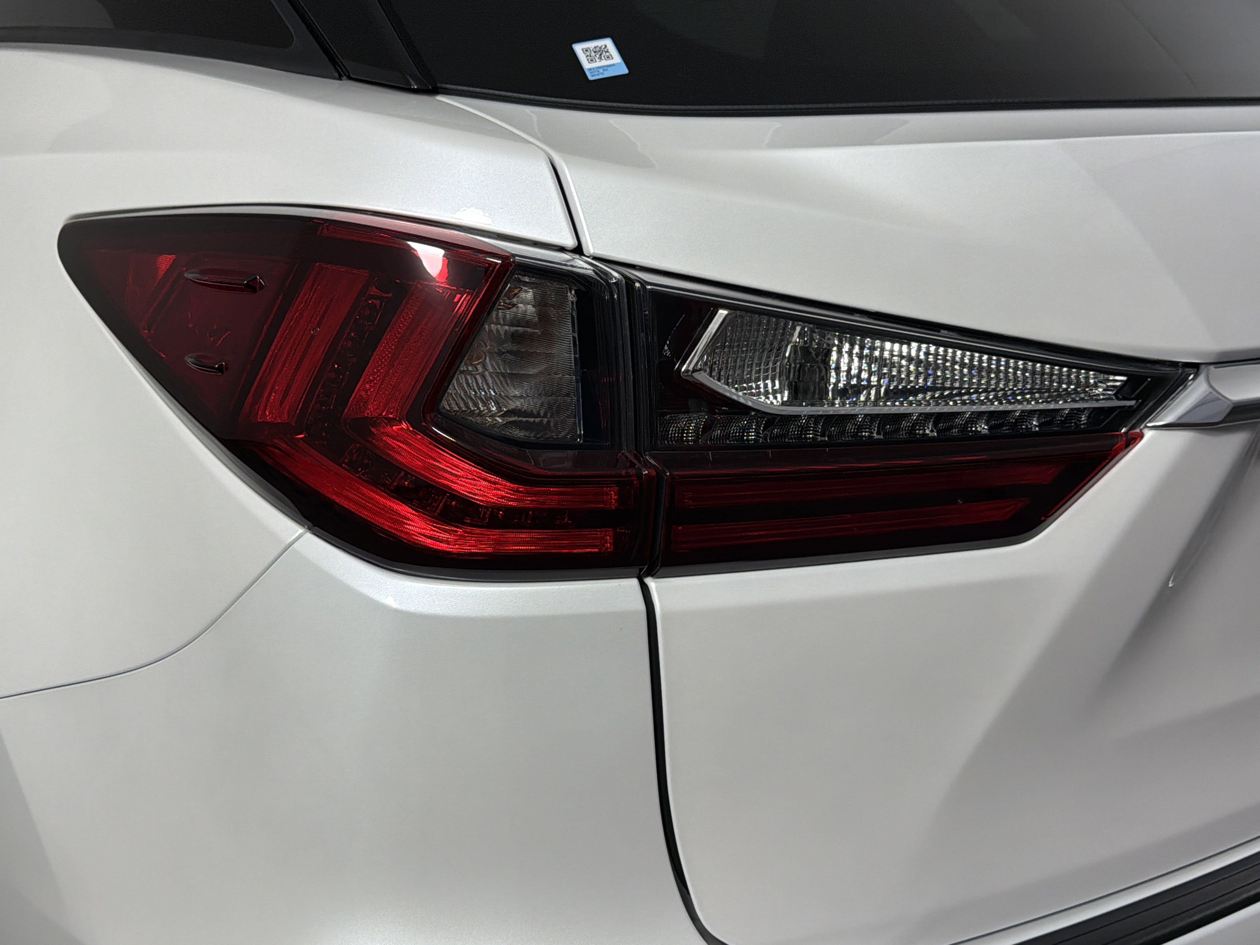 Used 2019 Lexus RX 450h AWD w/ Navigation Package image 27