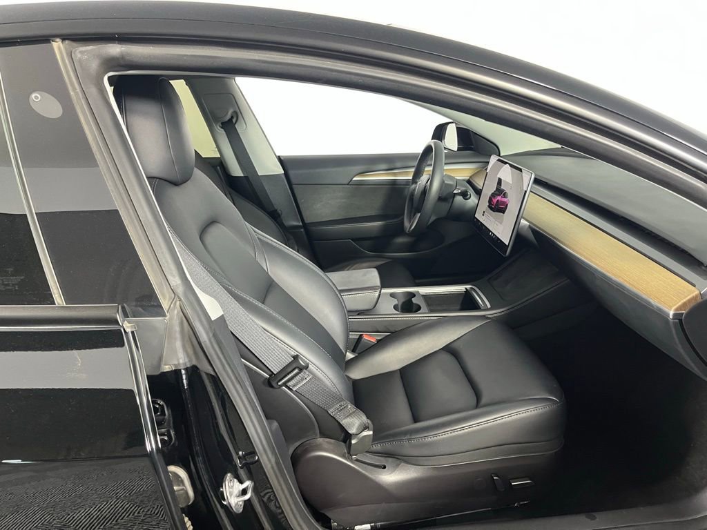 Used 2023 Tesla Model 3 Standard Range RWD image 26