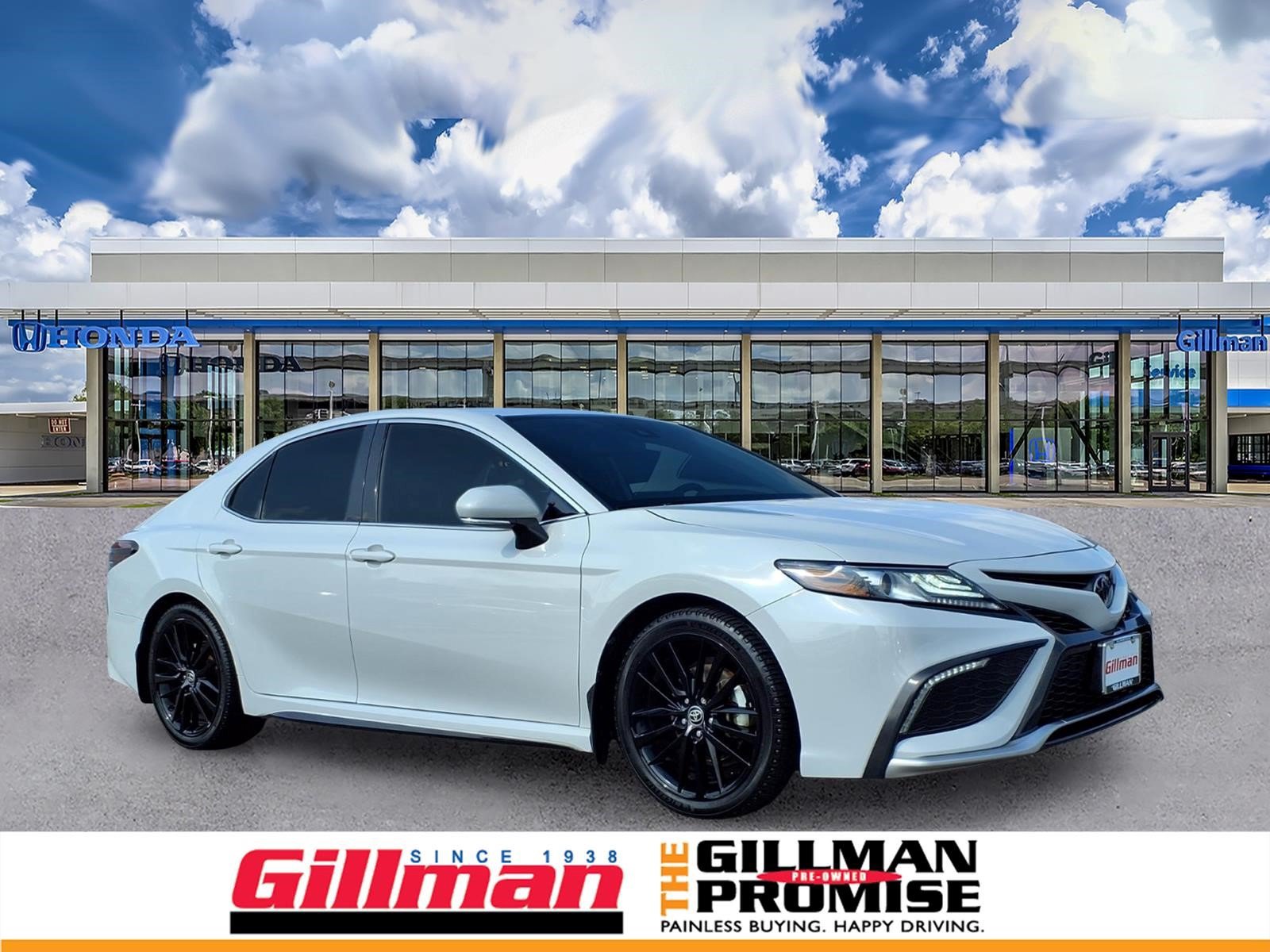 Used 2023 Toyota Camry XSE FWD image 1