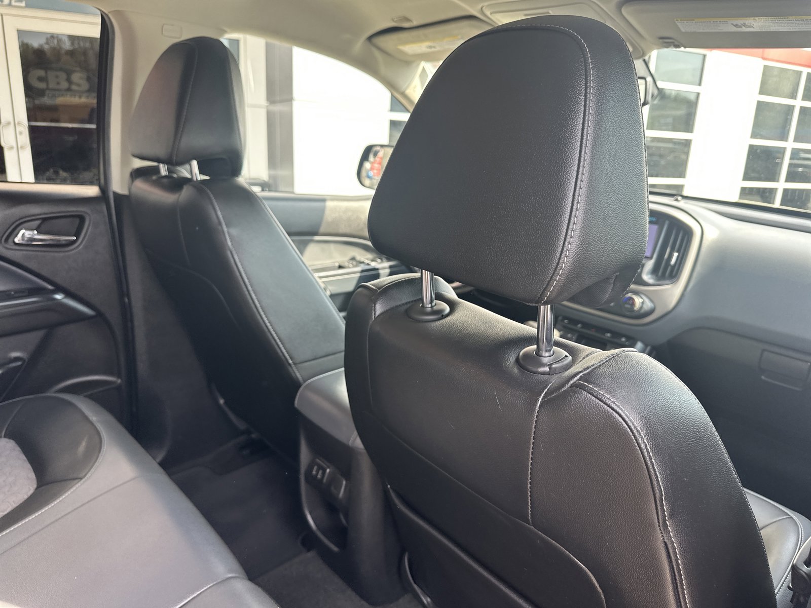 Used 2018 Chevrolet Colorado Z71 AWD/4WD image 33