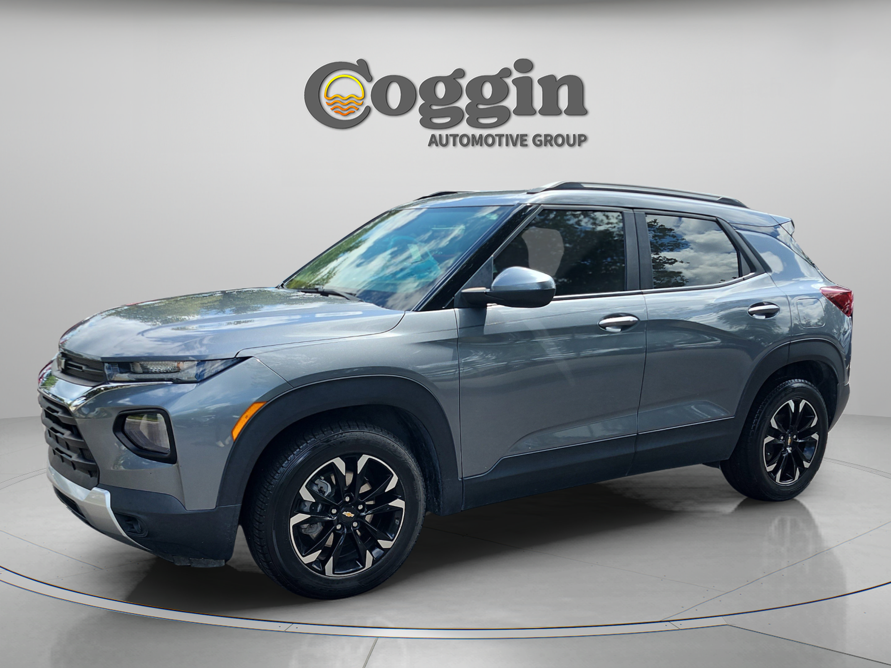 Used 2022 Chevrolet TrailBlazer LT w/ Premium Seating Package