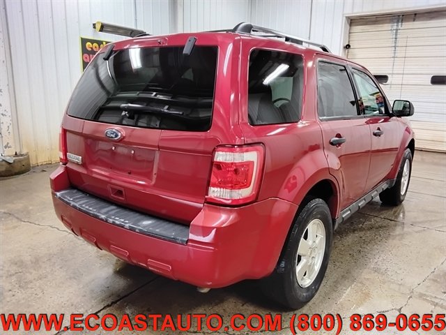 Used 2011 Ford Escape XLT w/ 202A Rapid Spec Order Code FWD image 3