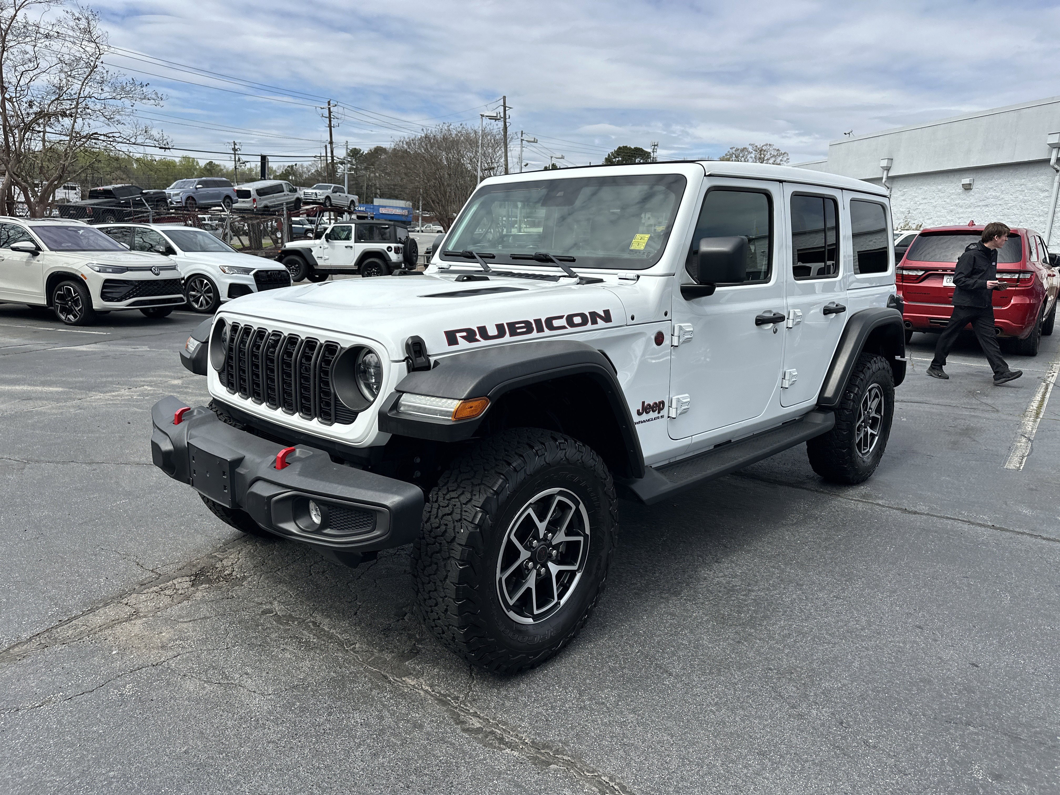 Used 2024 Jeep Wrangler Unlimited Rubicon w/ Technology Group image 5