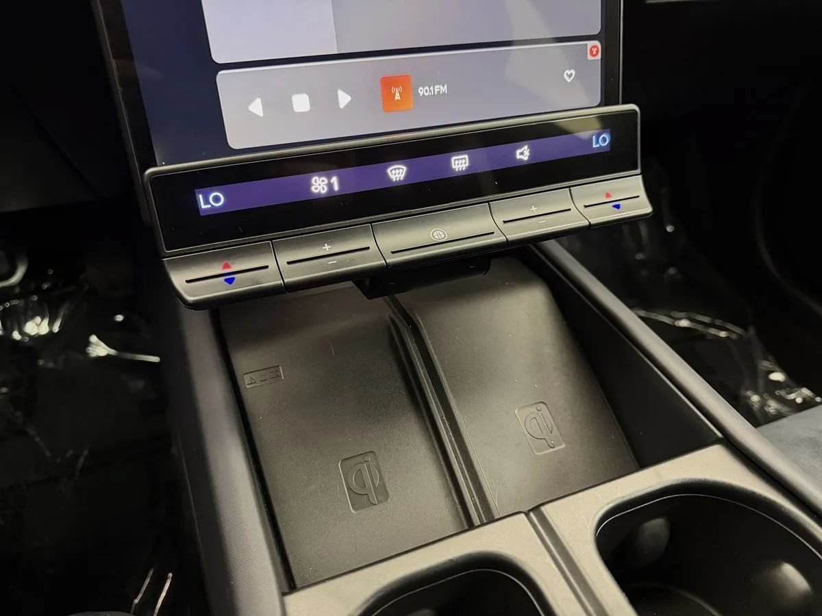 Used 2023 Fisker Ocean One AWD/4WD image 30