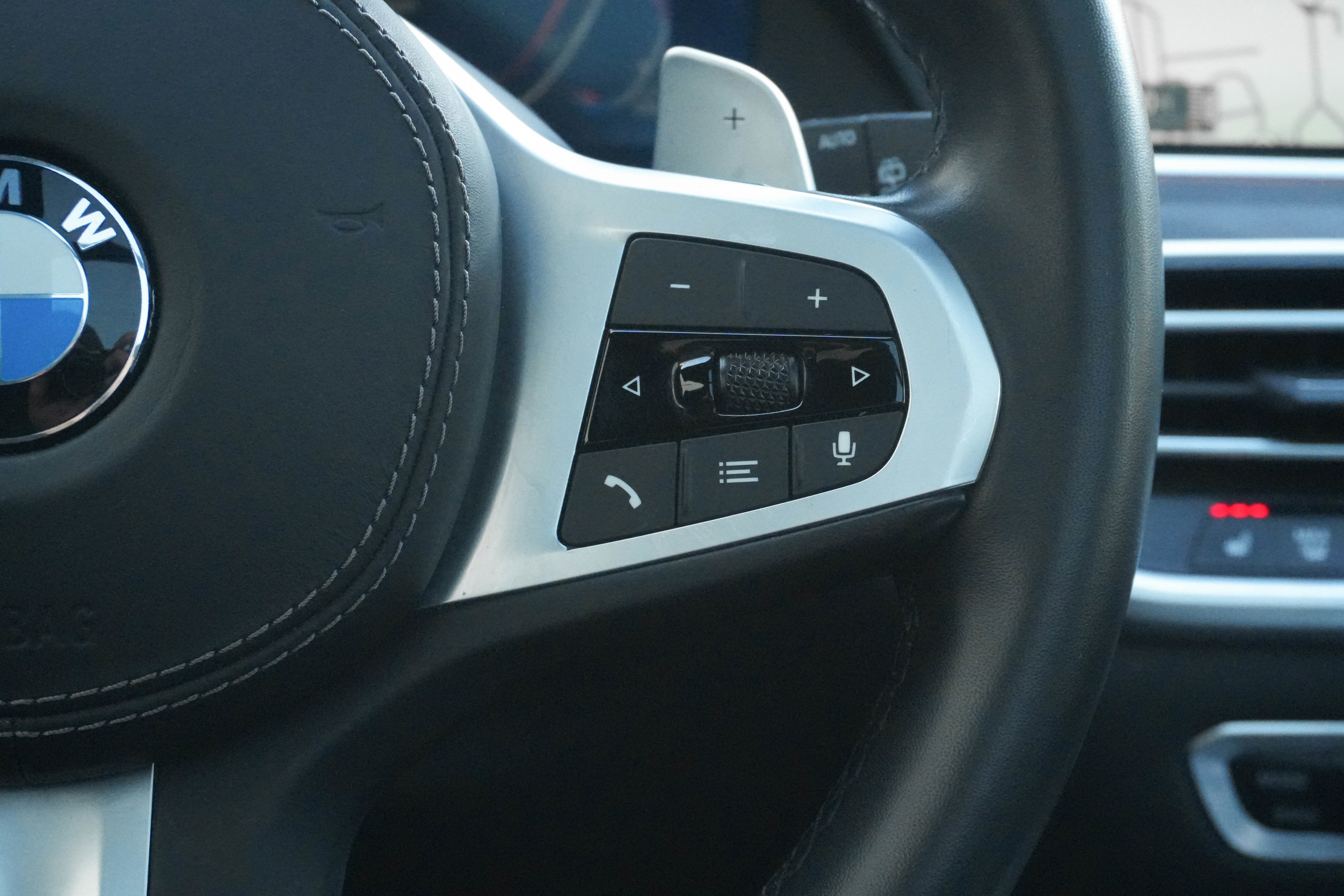 Used 2022 BMW X5 xDrive40i w/ M Sport Package image 17