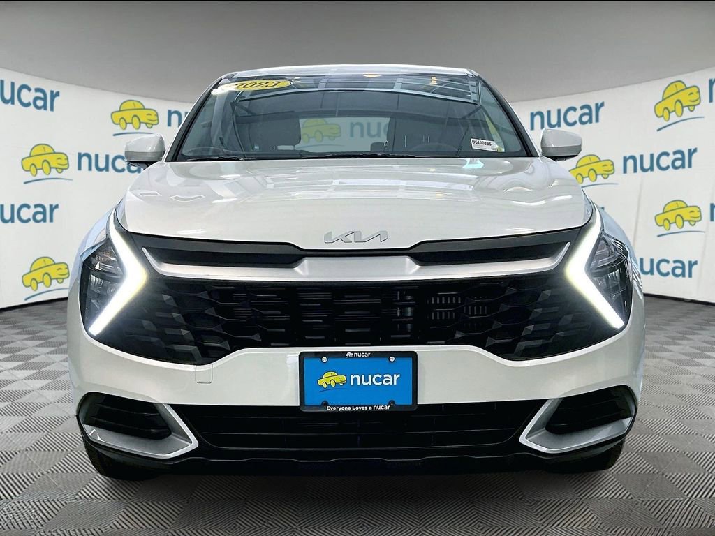 Used 2023 Kia Sportage LX image 2