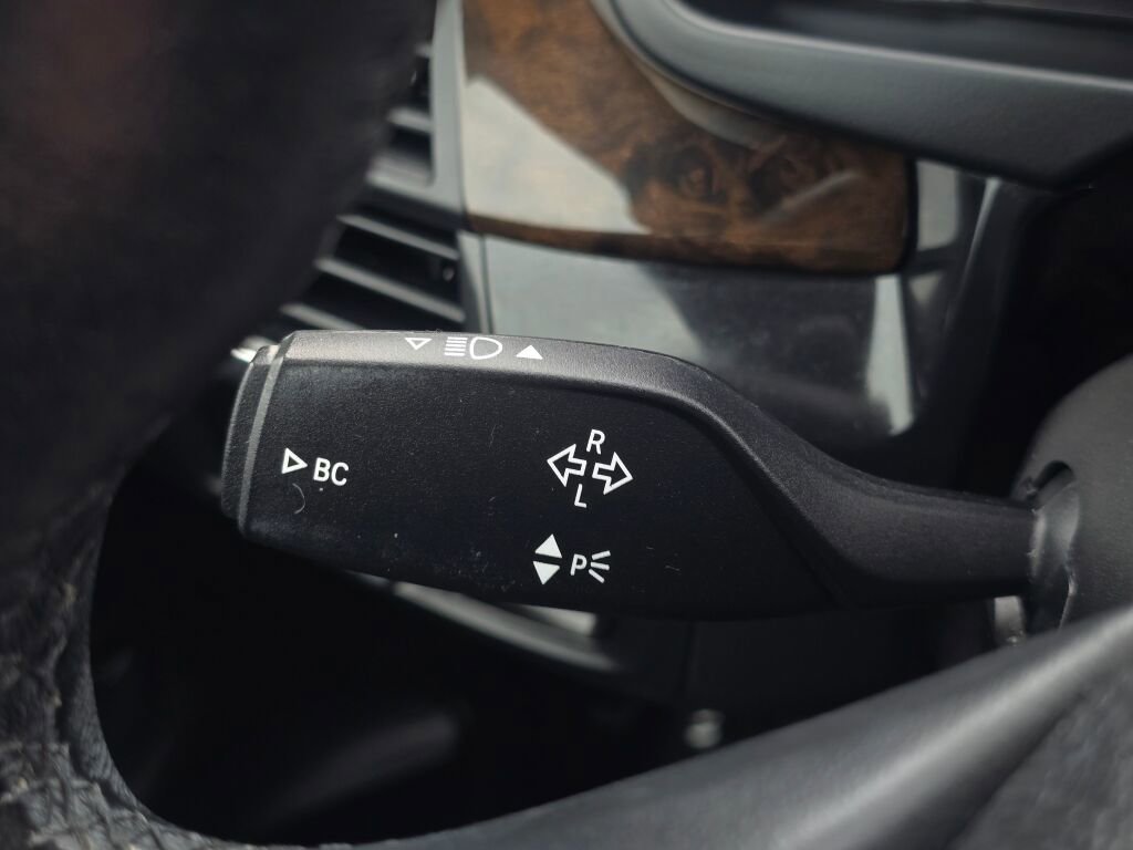 Used 2017 BMW X5 xDrive40e image 33