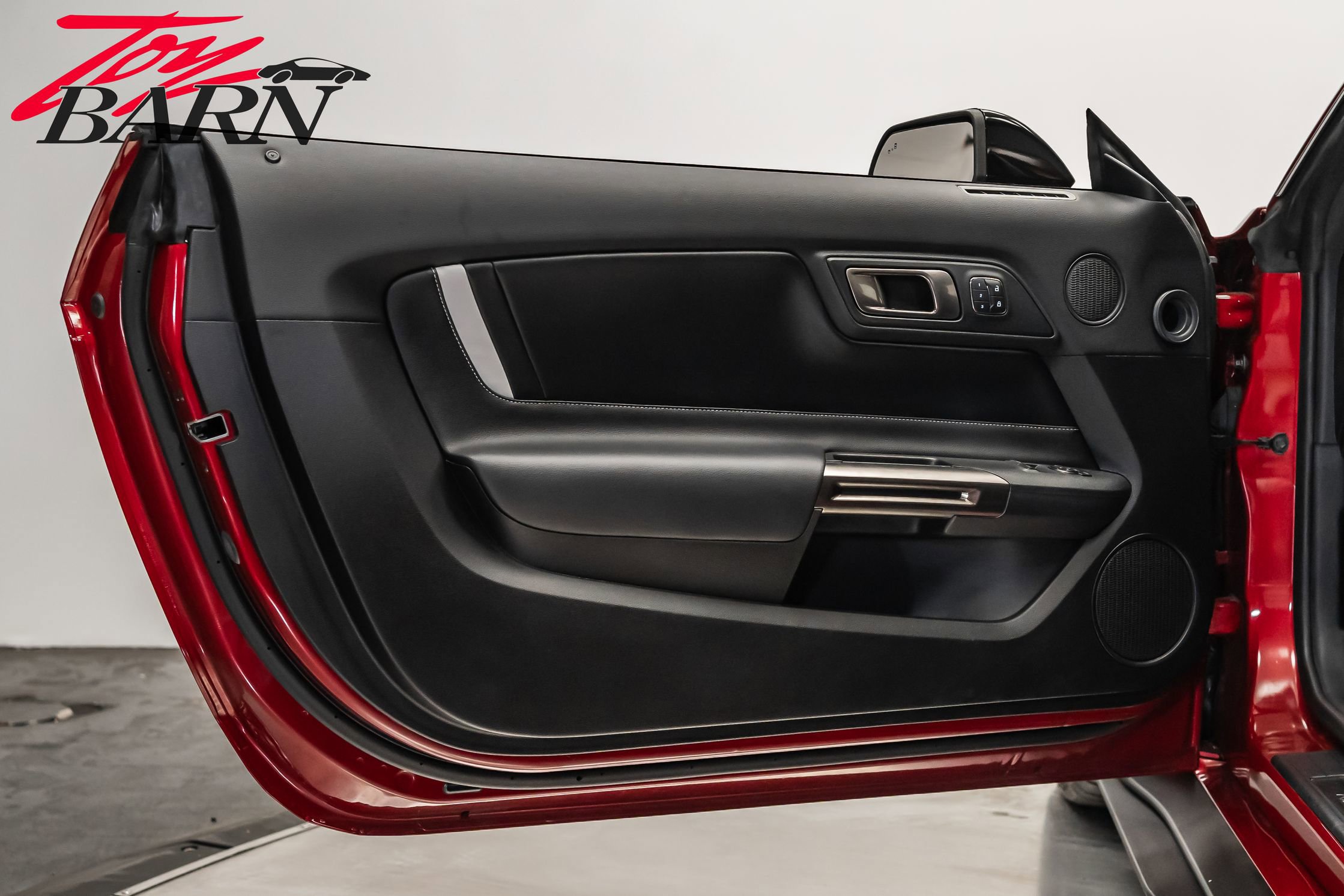 Used 2021 Ford Mustang Shelby GT500 w/ Technology Package image 21