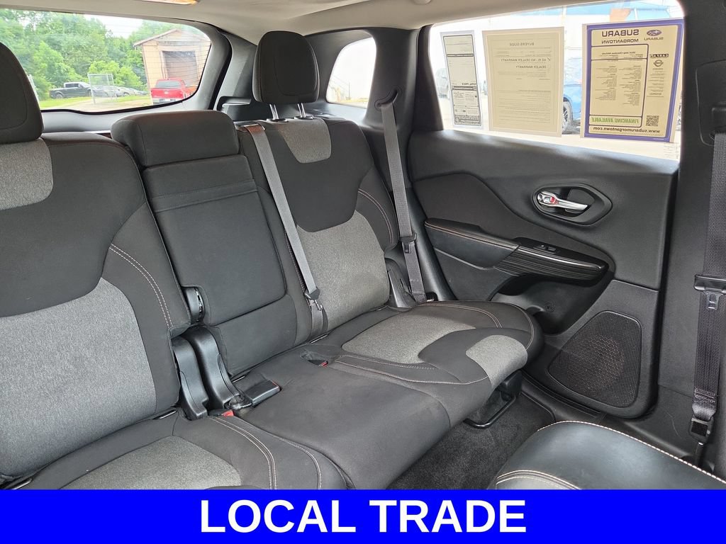 Used 2014 Jeep Cherokee Latitude w/ Comfort/Convenience Group AWD/4WD image 12