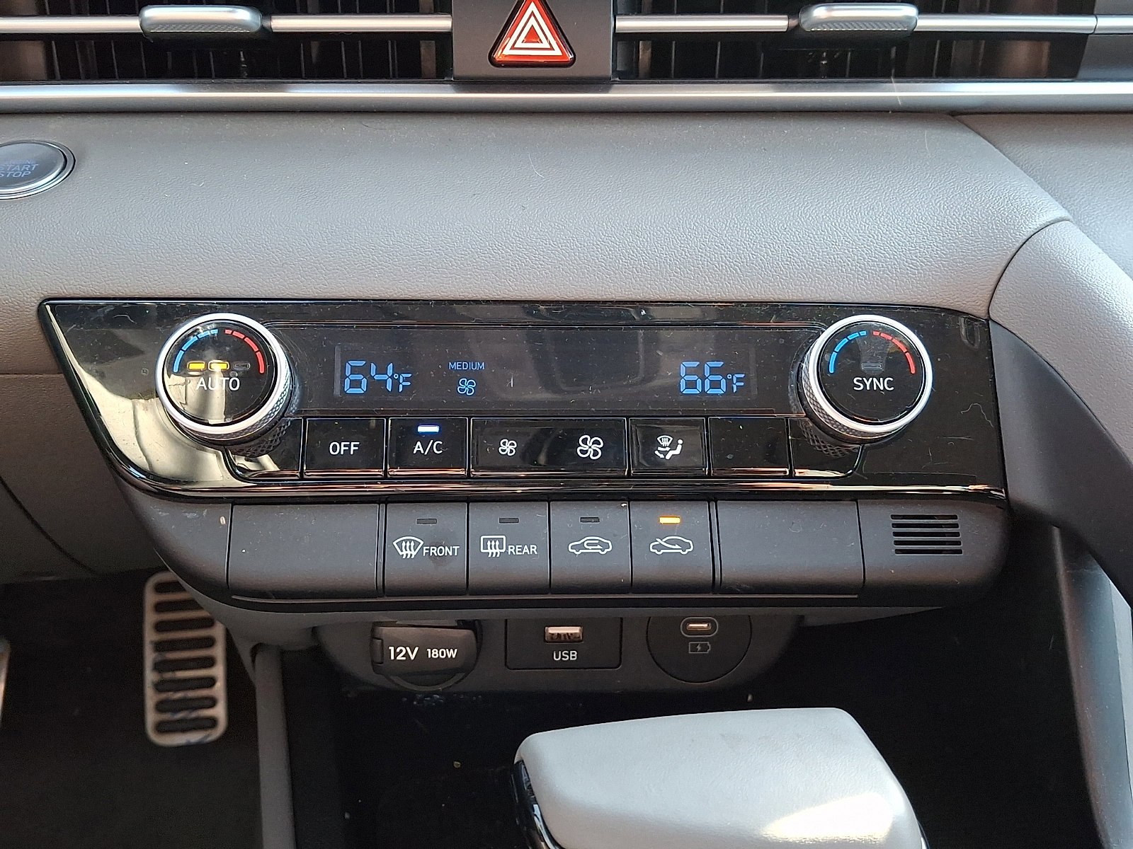 Certified 2025 Hyundai Elantra Sport FWD image 15