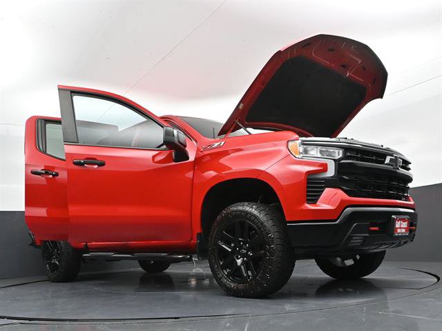 Used 2024 Chevrolet Silverado 1500 LT Trail Boss AWD/4WD image 47