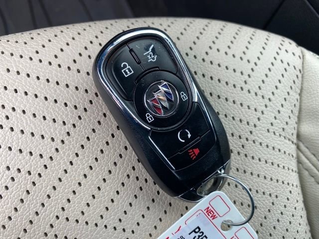 Certified 2023 Buick Encore GX Essence image 24