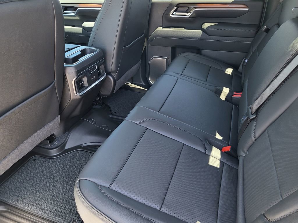 New 2026 GMC Sierra 2500 Denali w/ Denali Reserve Package AWD/4WD image 11