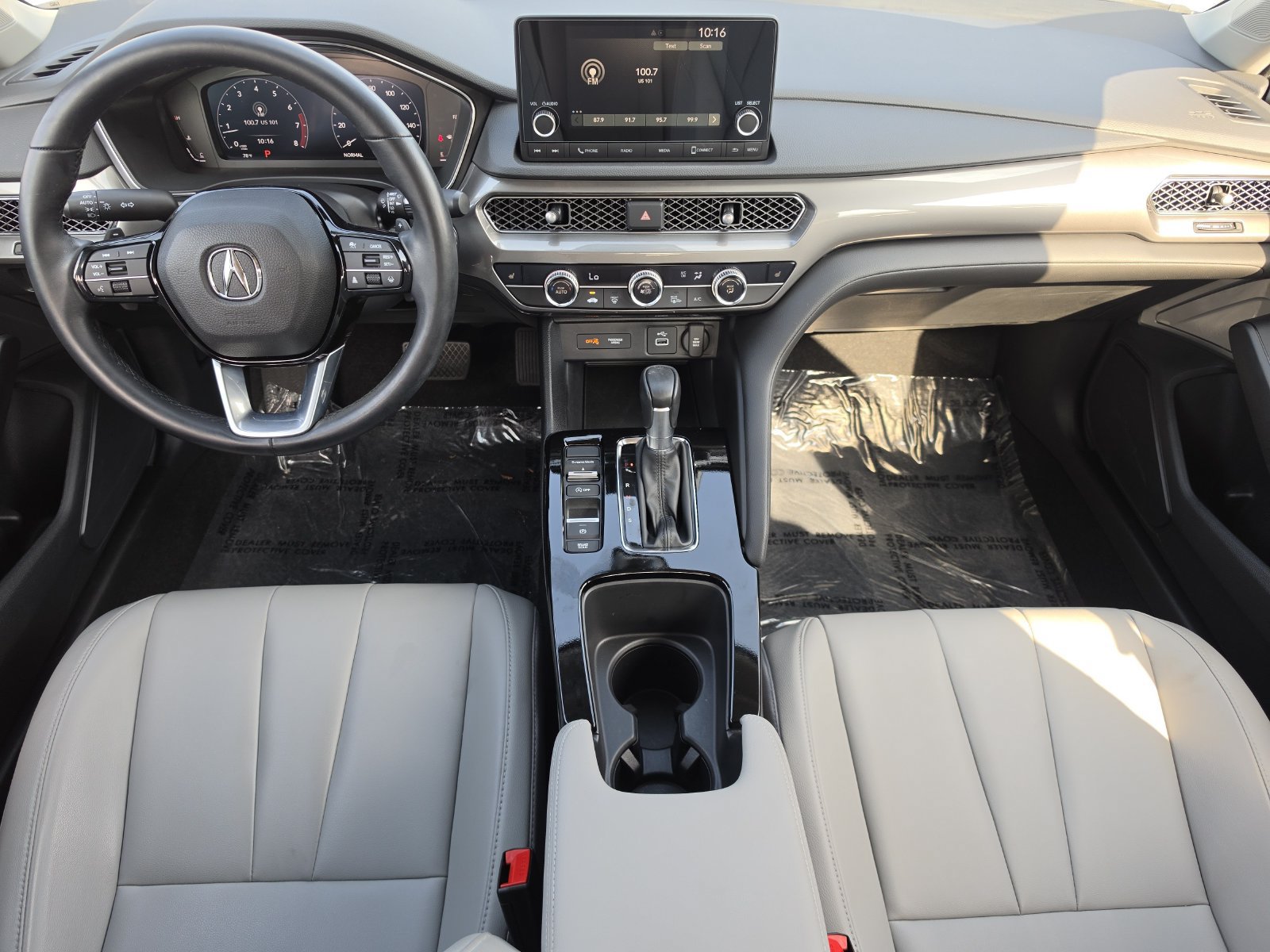 Used 2025 Acura Integra FWD image 9