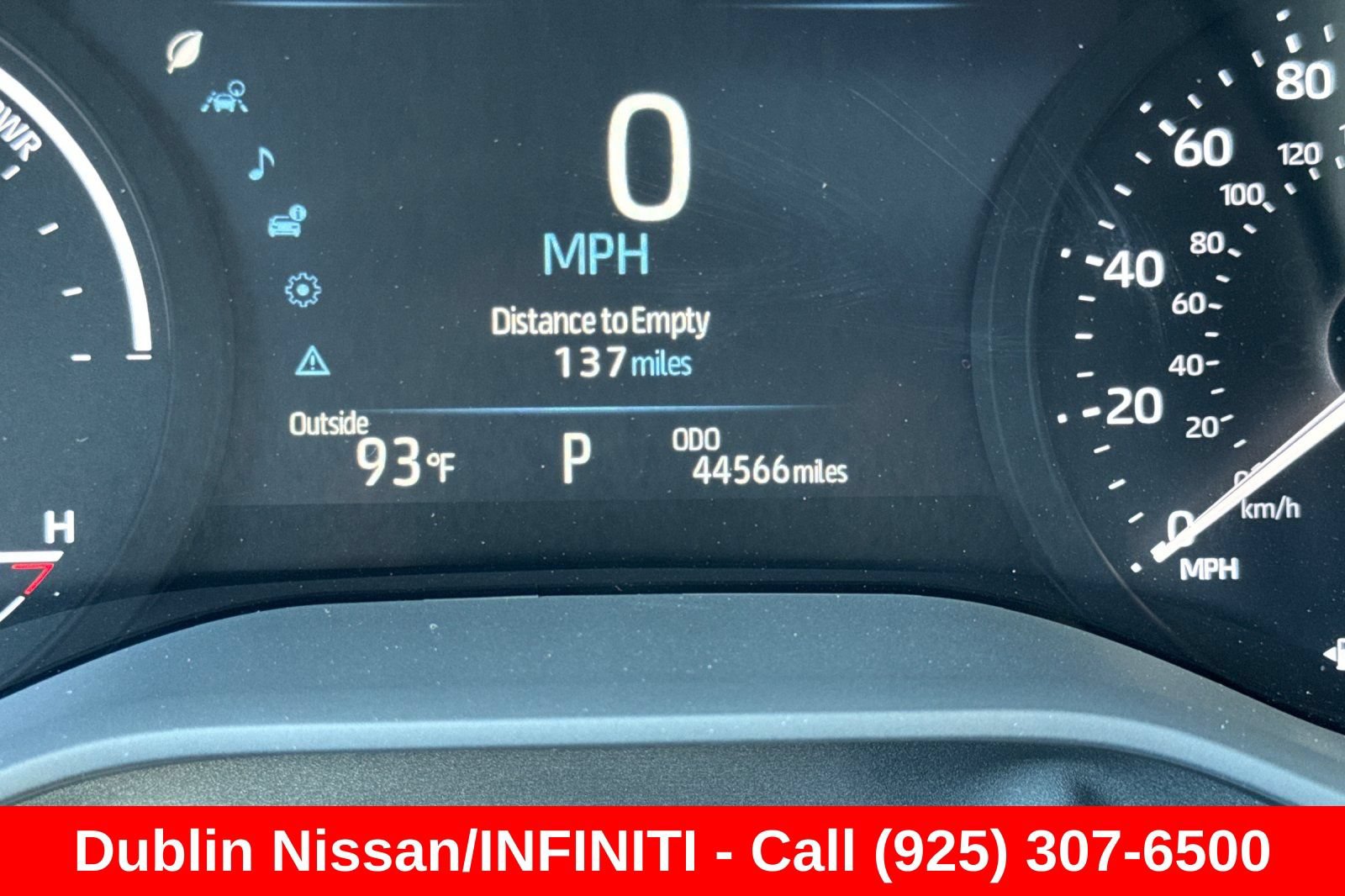 Used 2025 Toyota Sienna XLE FWD image 41